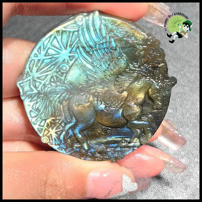 Pendentif de méditation en pierre naturelle sculptée Pégase Feng Shui - 50x50mm - Accessoires et prière