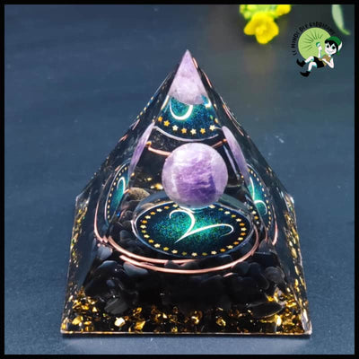 Pyramide Orgone des Douze Constellations - D05 - Kits d’initiation à la divination