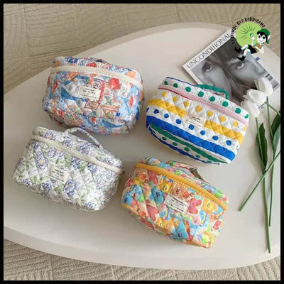 Sac Cosmétique en Coton Matelassé à Grand Capacité - Valises vintage avec des illustrations botaniques